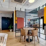 Hotel Paris Quai De Seine 3*